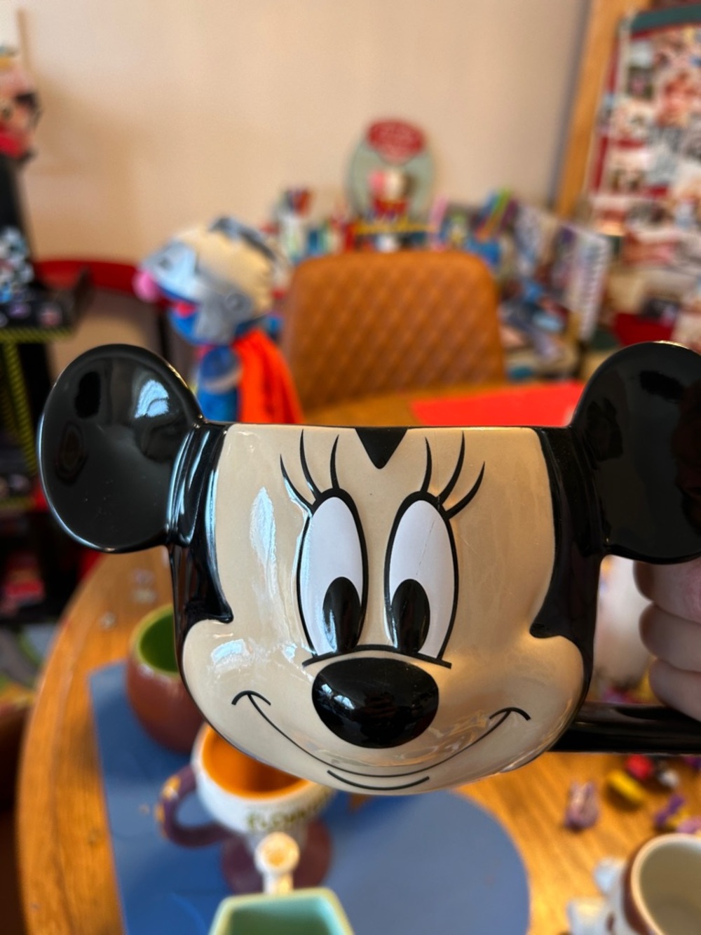 Disney Minnie mouse sculpted mug NWOT